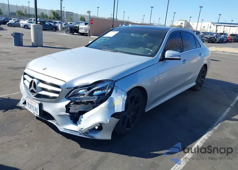 2014 Mercedes-Benz E 350 z USA, uszkodzony, nr VIN WDDHF5KB7EA929400